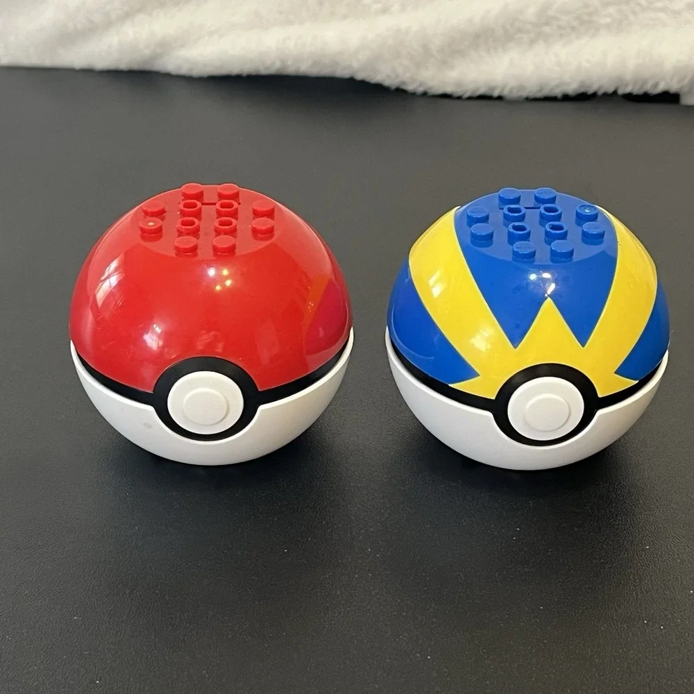 Pokemon Ball MEGA Bloks Construx Yamper Balbasaur Figures Lot Of 2 Blue Red